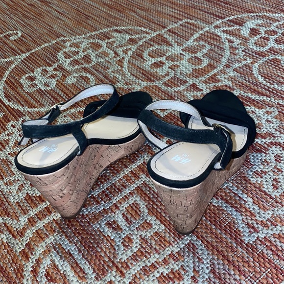 Black wedges - Picture 3 of 6